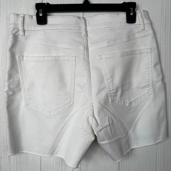 Express Women's White High Rise Denim Shorts - Picture 5 of 5